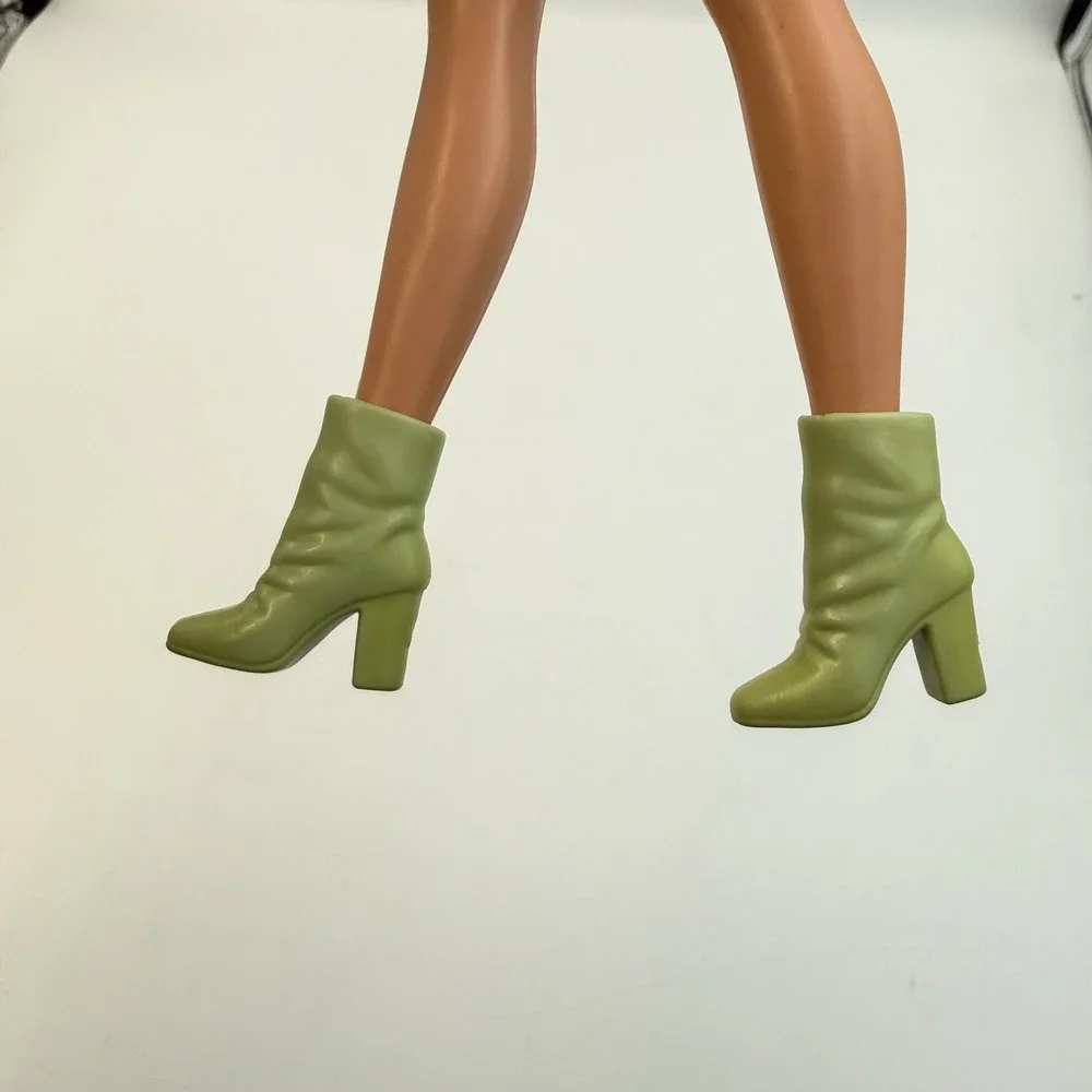 1999‎ Corduroy Cool Barbie/Teresa Doll Shoes-Sage Dusty Green Heel Ankle Boots